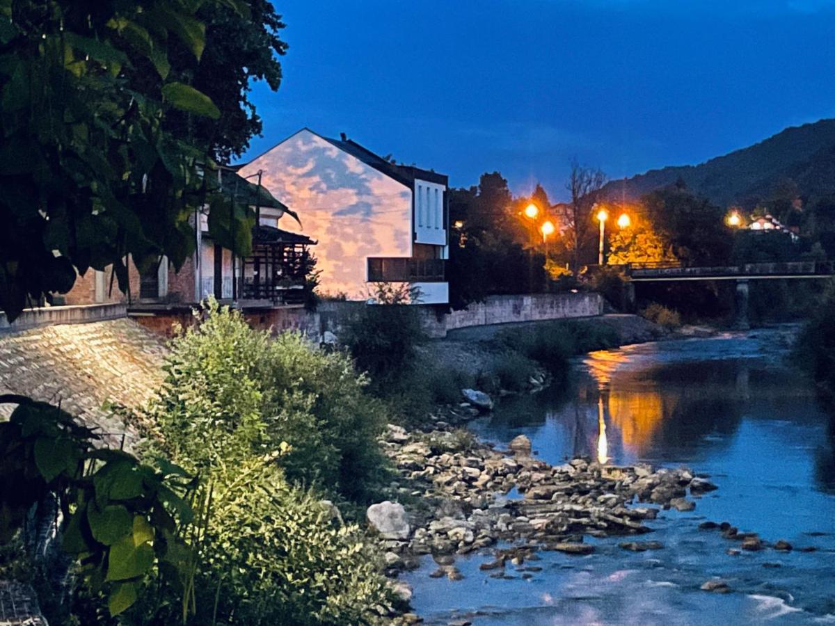 Motel Platani Kotor Varos Eksteriør billede