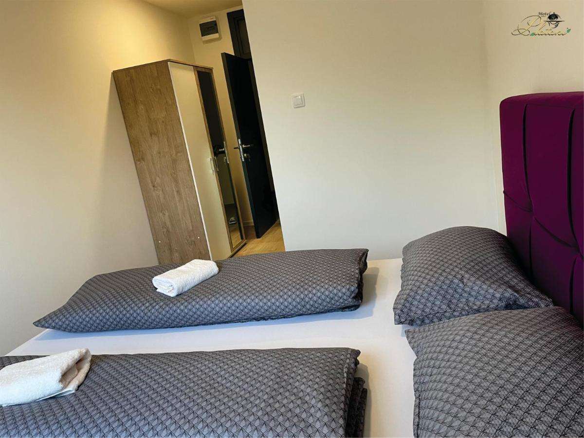 Motel Platani Kotor Varos Eksteriør billede